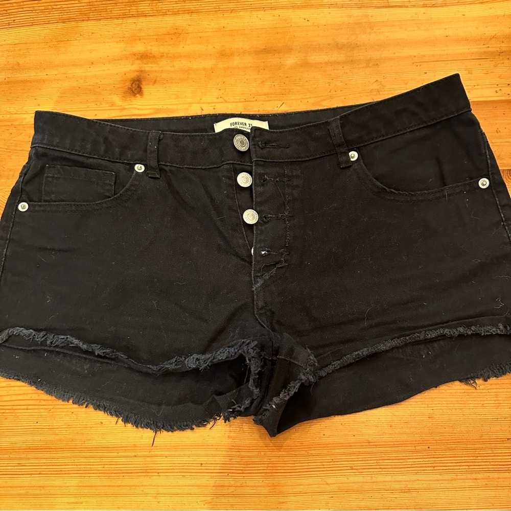 Forever 21 black denim button fly shorts size 30